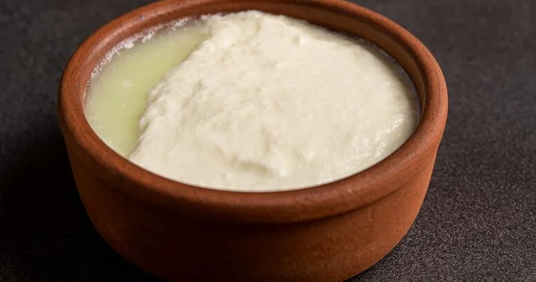 Qatıq suyunu atmayın tamam başqa faydası var imiş