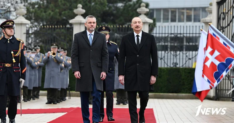 Состоялась церемония официального приветствия Президента Ильхама Алиева в Братиславе ФОТО