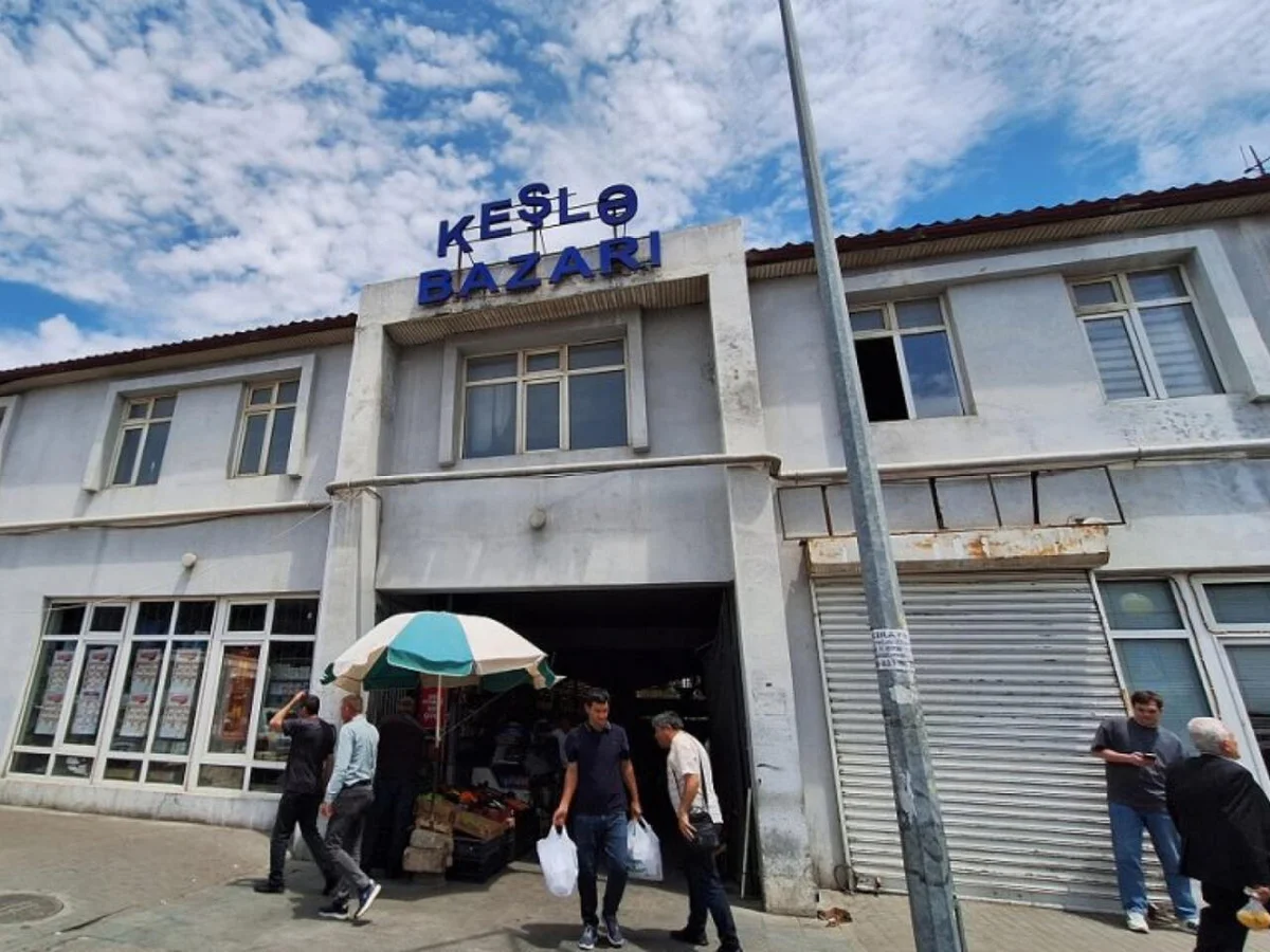 Bakıda Yeni Keşlə Bazarı TİKİLİR