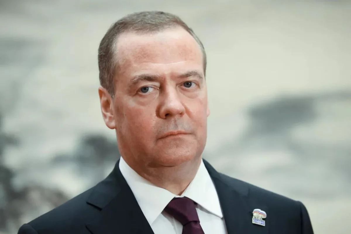 Medvedev: Trampın Ukrayna münaqişəsində tez uğur qazanacağı sual altındadır