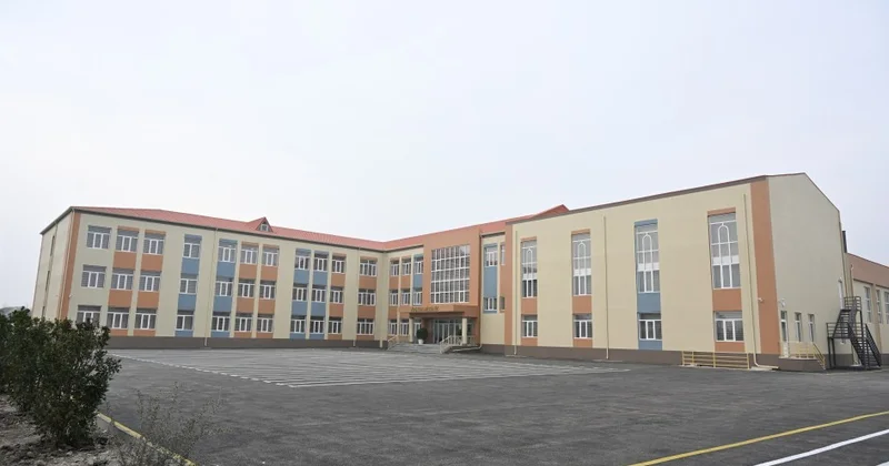 По инициативе Фонда Гейдара Алиева в Уджаре введено в эксплуатацию новое школьное здание ФОТО