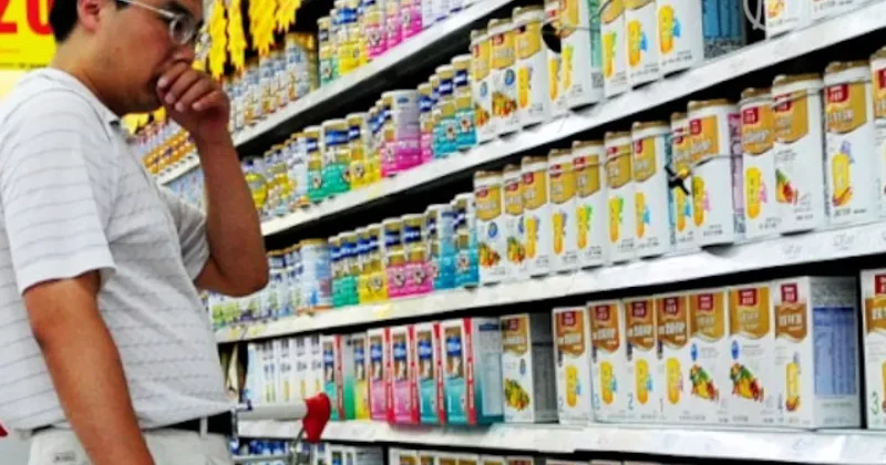 Китай ужесточит меры по контролю качества сухих молочных смесей для детей