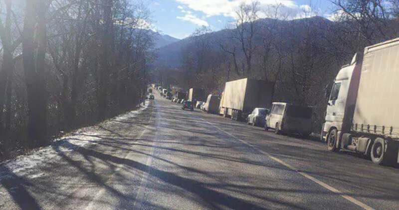 Gürcüstan Ermənistan sərhədi bağlandı