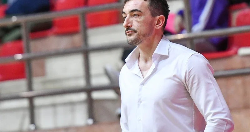 Бозиновски хвалит команду за характер, Курамшин не паникует