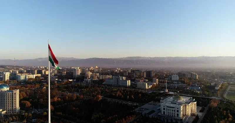 Таджикистан трясет