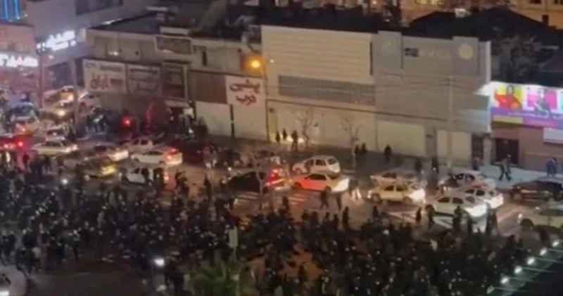 BBC: İranda etiraz dalğası böyüyür Video