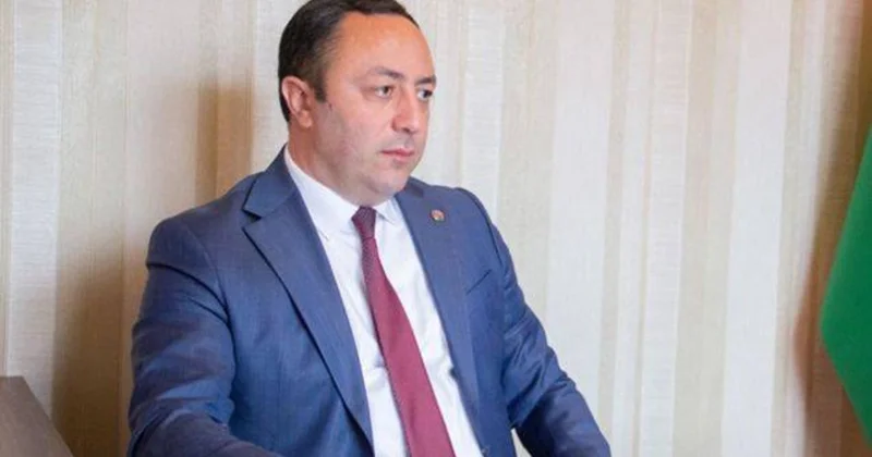 Sabiq partiya sədrinin məhkəməsində GƏRGİNLİK: 150 min dollarlıq DƏLƏDUZLUQ İDDİASI