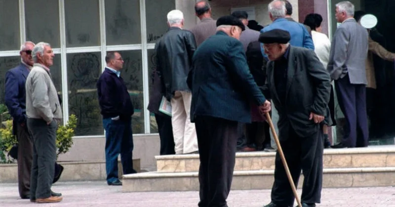 Yaşı 100 və daha yuxarı olan pensiyaçıların sayı açıqlandı
