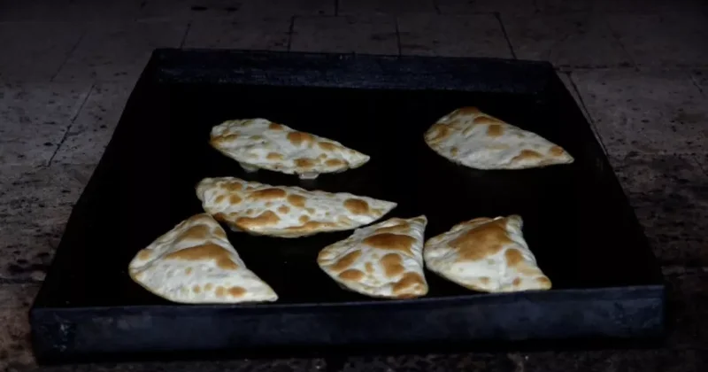 В ряде ресторанов Сумгайыта больше не подают кутабы с мясом верблюда: ПРИЧИНА ВИДЕО / ФОТО