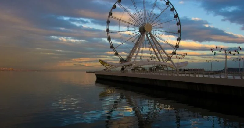 Пасмурно, изморось и ветер