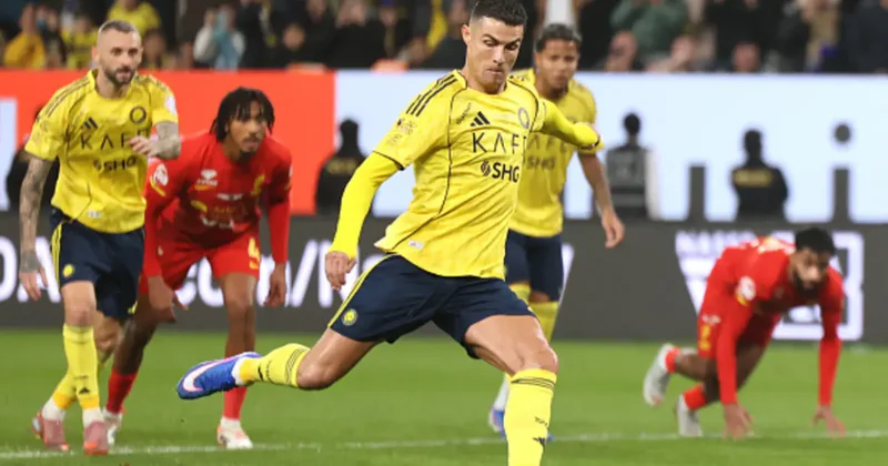 Ronaldu 25 ildir bunu reallaşdırır VİDEO