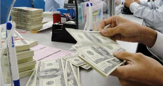 Rubl manata qarşı bahalaşdı, avro isə ucuzlaşdı Mərkəzi Bank yeni məzənnələri açıqladı