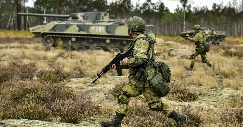 Şiddətli döyüşlər gedir: Rus ordusu daha bir ərazini ələ keçirdi