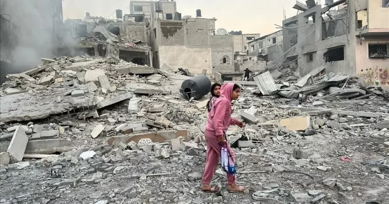 АР: Израильские удары по Газе унесли жизни минимум 13 человек