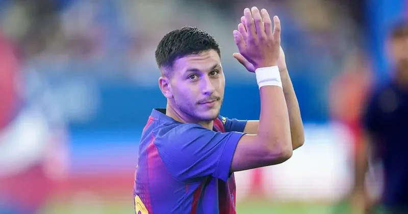 Runi Bardjinin “Barselona”da geyinəcəyi formanın nömrəsi bəlli olub