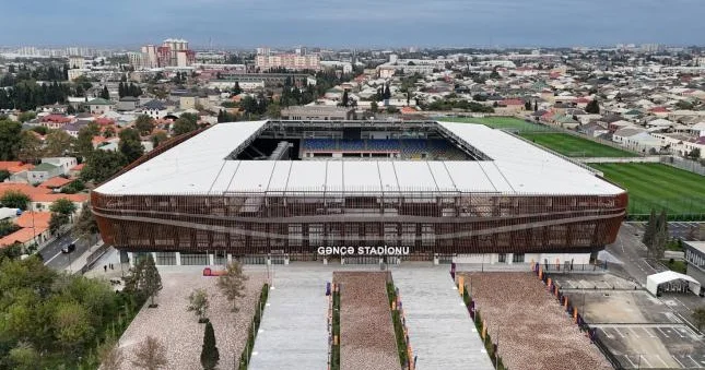 Gəncə stadionunun istifadəyə verilməməsinə səbəb nədir? Video