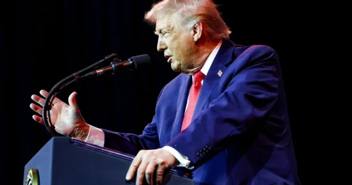 Kommersant: “Tramp SHSM nin bitəcəyindən narahat deyil”