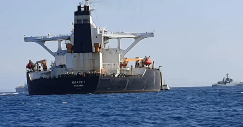 Saxlanılan dənizçilər azad edildilər FOTO