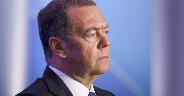 Medvedev 2026 cı ilin gərgin başlanğıcını elan etdi