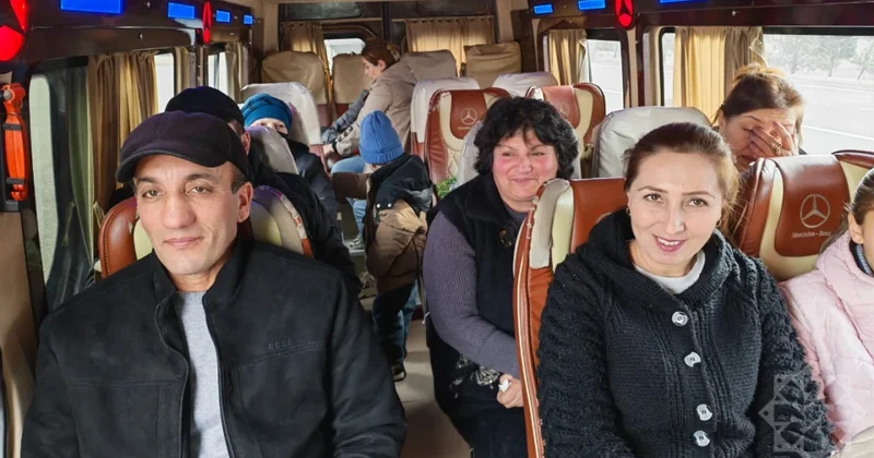 89 ailə doğma yurduna qayıtdı Ağdərədə sevinc və minətdarlıq