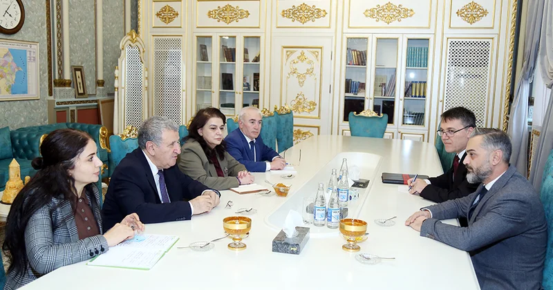 Akademik İsa Həbibbəyli Albaniyanın ölkəmizdəki səfiri ilə görüşüb