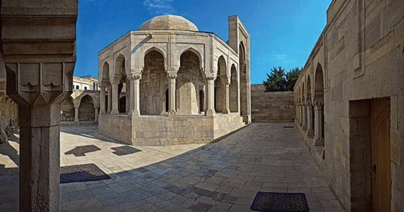 Bəzi tarixi mədəniyyət abidələrinin adları bərpa edildi