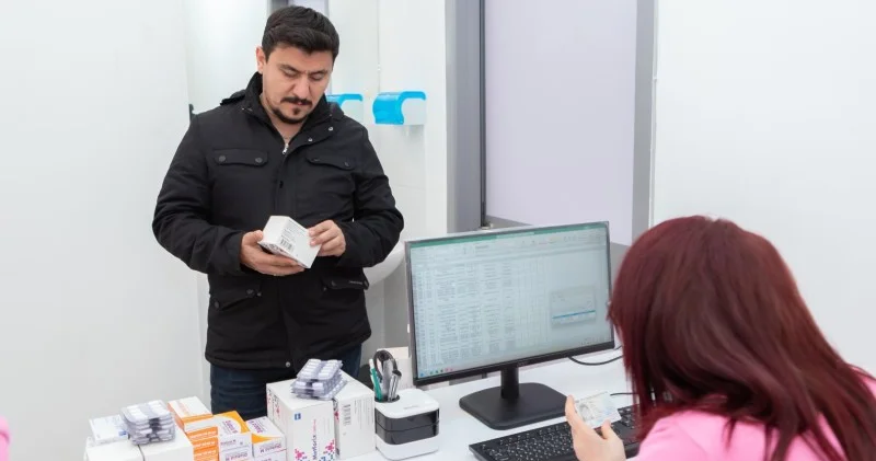 İmtiyazlı xəstələr üçün yeni aptek fəaliyyətə başladı