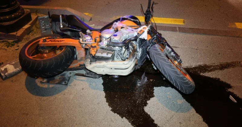 Mingəçevirdə motosikletlə maşın toqquşdu Xəsarət alan var