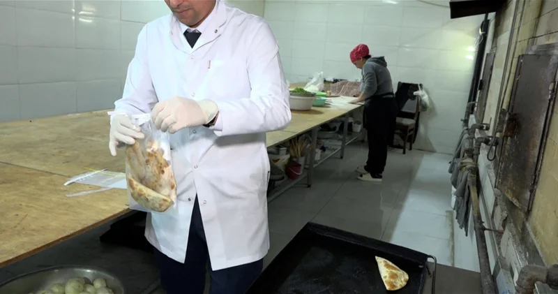 Проведены рейды в ресторанах, где готовят дявя кутабы ФОТО ВИДЕО