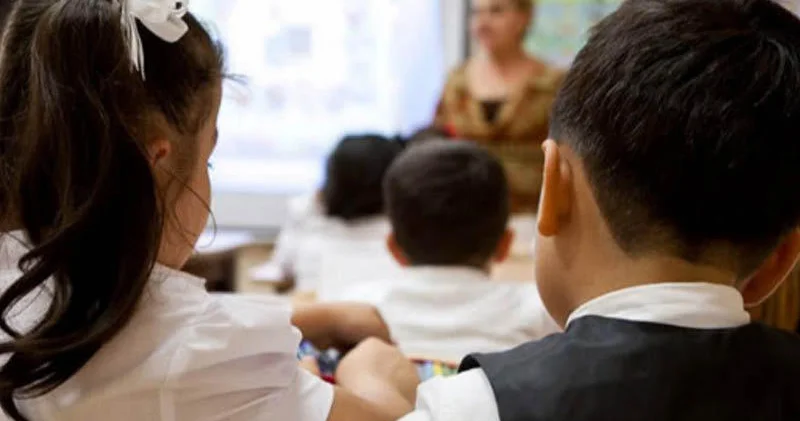 4 ayda birinci sinif 4 müəllim dəyişib Uşaqlar hələ də bilmir sinif rəhbərləri kimdir ŞİKAYƏT AÇIQLAMA