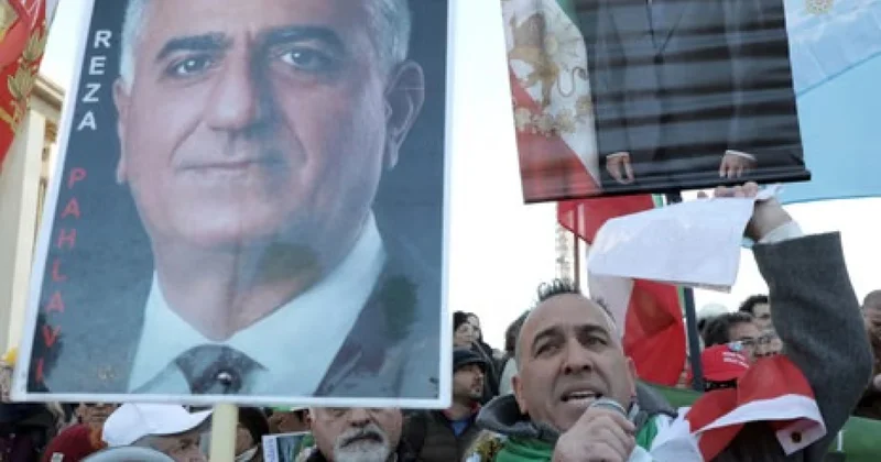 Поддержит ли Южный Азербайджан принца Пехлеви? на главный вопрос отвечает известный иранский литератор Али Хусейн Нежат