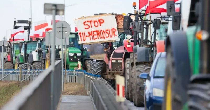 Протест фермеров в Варшаве: центр города частично перекрыт