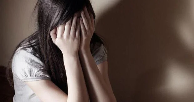 Hoteldə yeniyetmə ilə intim əlaqədə olan kişi həbs edildi