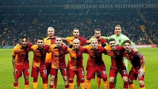 Qalatasaray la oyunda rəqib komanda meydandan çıxdı GÖZLƏNİLMƏZ OLAY