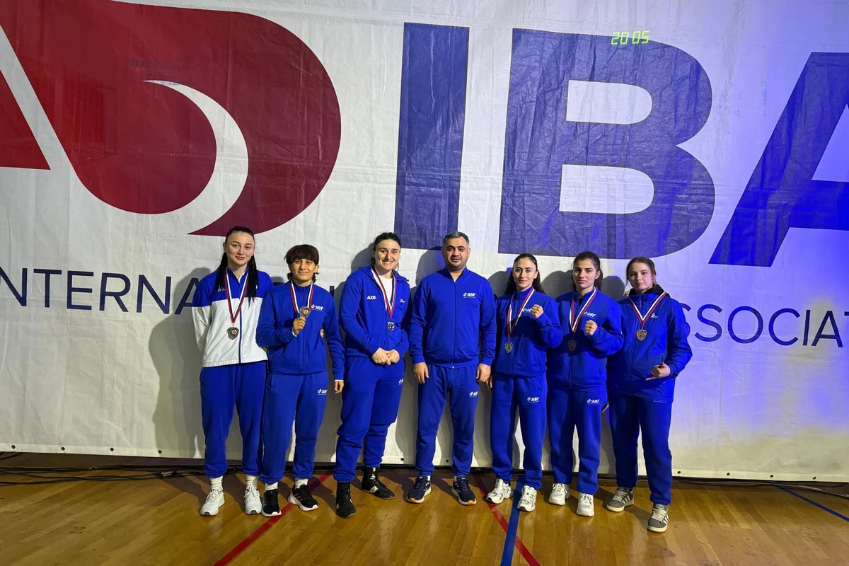 Boksçularımız Serbiyada 6 medal qazanıb FOTO