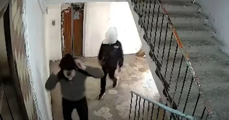 Ağır çanta bəhanəsi ilə uşaqları soydu Bakıdakı cinayətin ANBAAN VİDEOSU