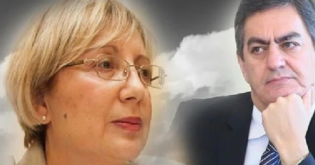 Eyni pəncərədən baxan Əli Kərimli və Leyla Yunus