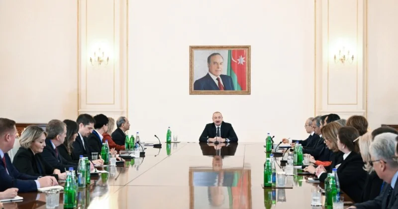 İlham Əliyev ABŞ Ticarət Palatasının nümayəndə heyətini qəbul etdi