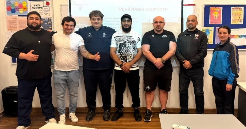 Азербайджанским тренерам провели семинар