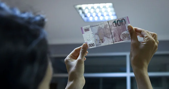 Saxta pulu necə bilmək olur?