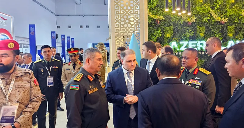 Закир Гасанов на выставке World Defense Show в Эр Рияде фото