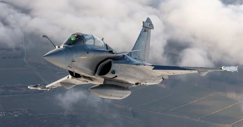 Rafale вместо Су 57: Вьетнам отказывается от российского оружия