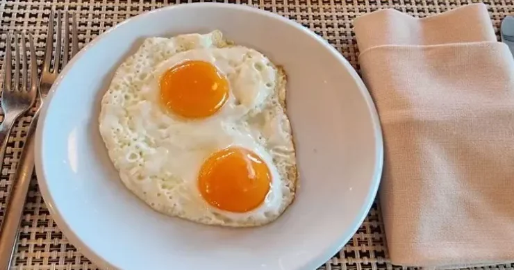 Hansı daha kalorilidir qızardılmış, yoxsa qaynadılmış yumurta?