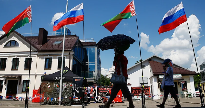 Российская разведка заявила о планах Запада устроить переворот в Беларуси Minval Politika
