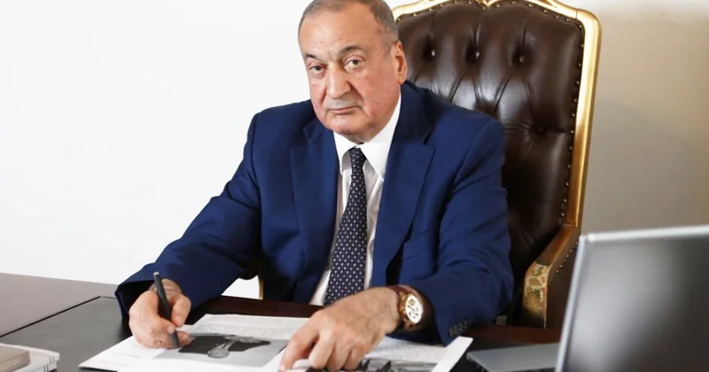 Konstitusiyaya zidd olan ikili vəzifə: Deputat Eldar Quliyevin rektorluğu niyə davam edir?