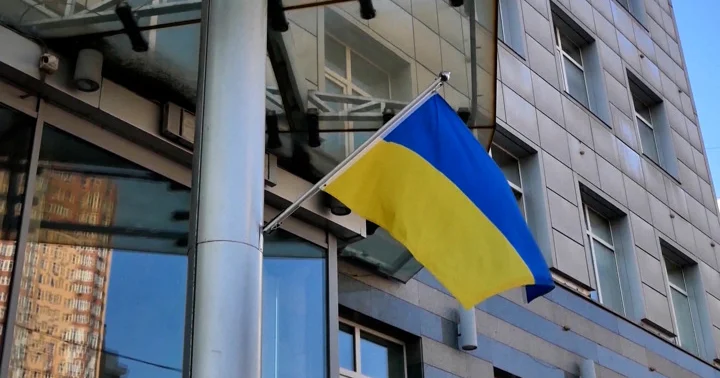 Politico: непубличный Энди Бейкер сыграл важную роль в вопросе Украины