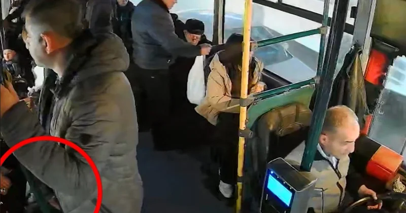 Avtobusda digər sərnişinin pul kisəsini belə ələ keçirdi Saxlanıldı+Video