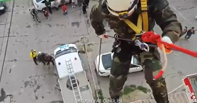 В Сумгайыте спасли ребенка, случайно закрытого в квартире ВИДЕО