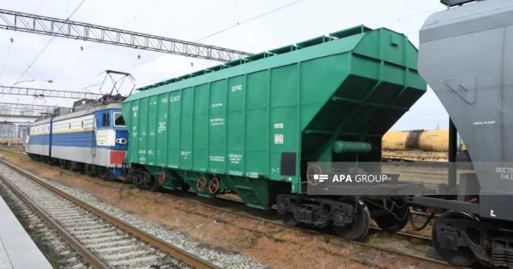 488 ton Rusiya taxılı Bakıdan Ermənistana yola salındı