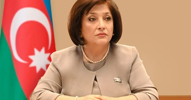 Sahibə Qafarova pakistanlı həmkarı ilə regiondakı gərginliyi müzakirə edib
